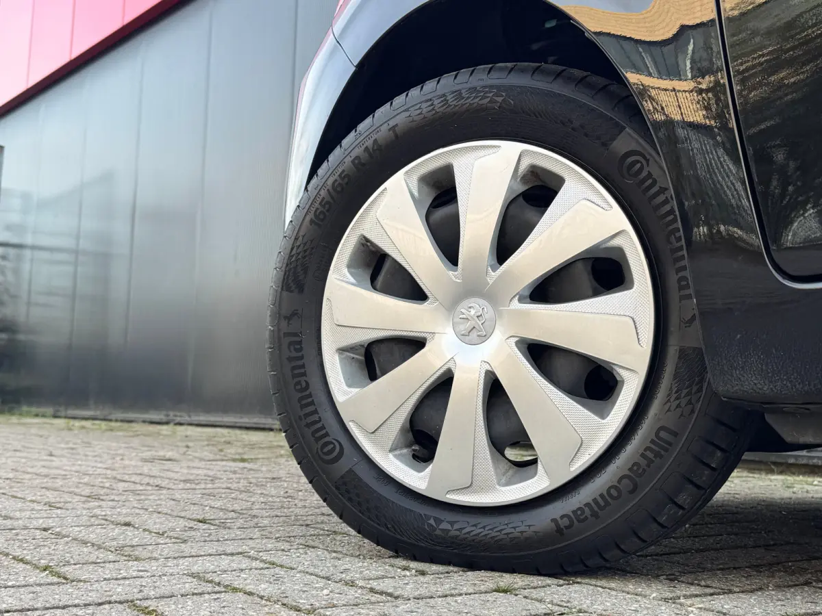 1.0 e-VTi Active | Elektrische Ramen Voor | Airco
