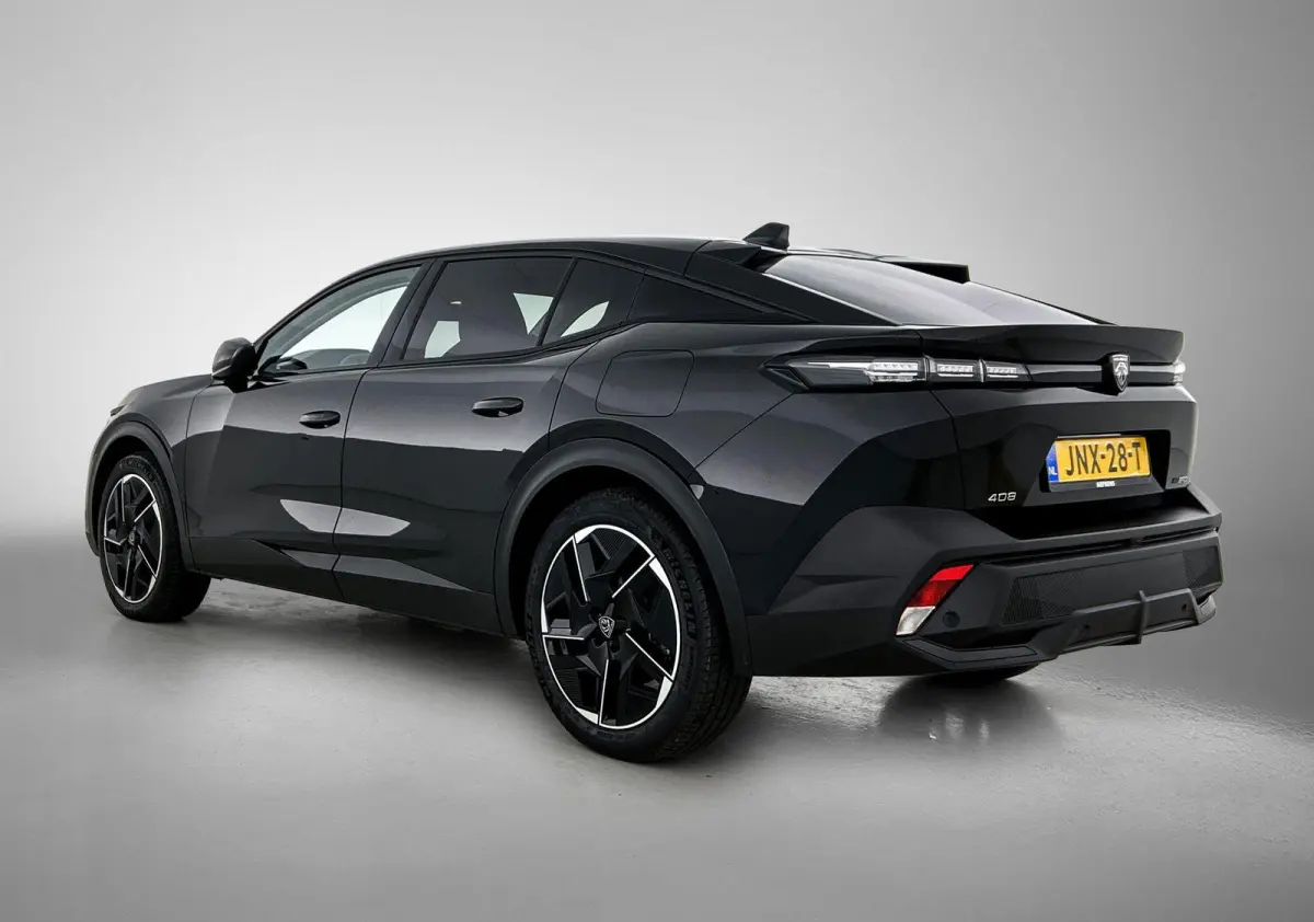 Allure Avantage 1.6 Plug-in HYbrid 225pk Automaat | Navigatie | 360° Camera | Adaptieve Cruise Control | Climate Control | Parkeersensoren | Keyless | Winterpakket | Draadloze Apple Carplay