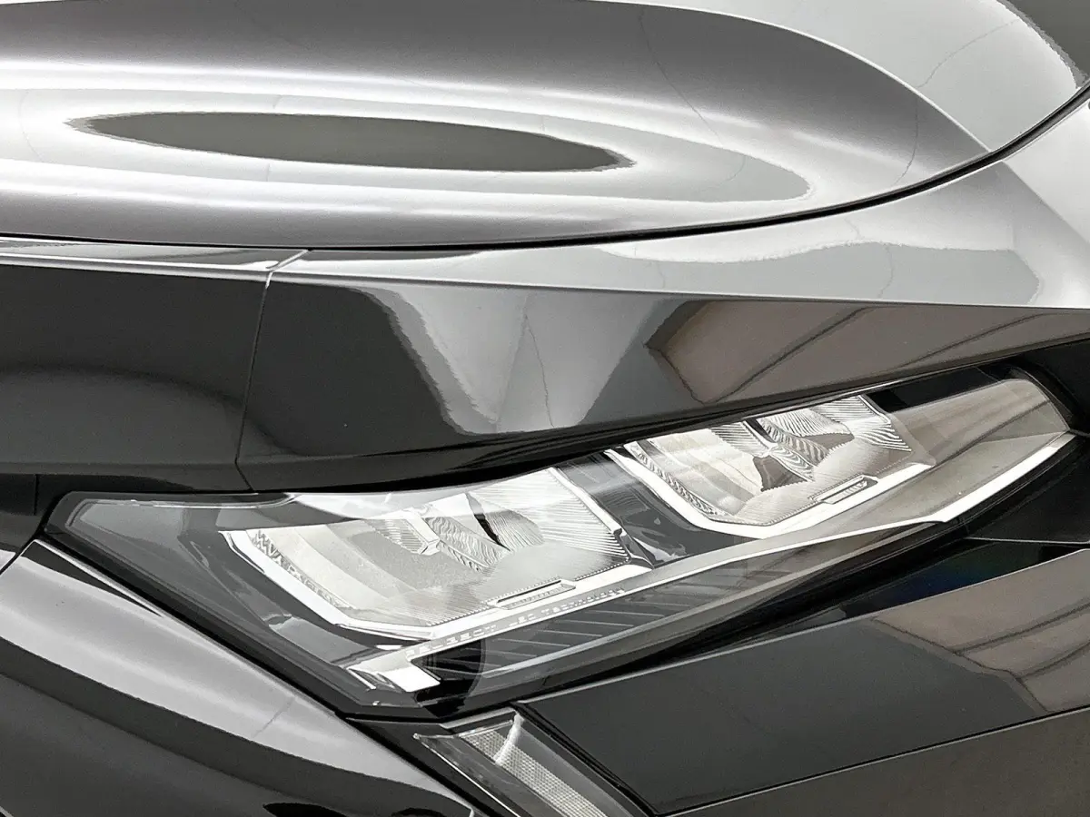 Allure Avantage 1.6 Plug-in HYbrid 225pk Automaat | Navigatie | 360° Camera | Adaptieve Cruise Control | Climate Control | Parkeersensoren | Keyless | Winterpakket | Draadloze Apple Carplay