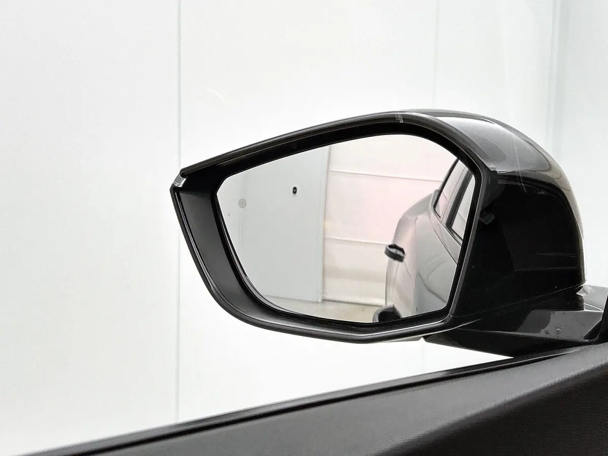 Allure Avantage 1.6 Plug-in HYbrid 225pk Automaat | Navigatie | 360° Camera | Adaptieve Cruise Control | Climate Control | Parkeersensoren | Keyless | Winterpakket | Draadloze Apple Carplay