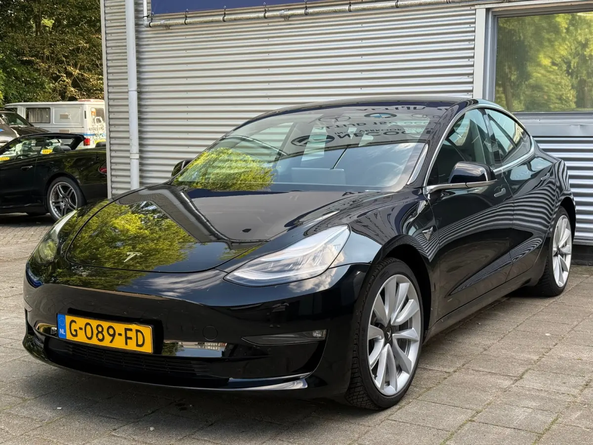 Dual Long Range AWD 75 kWh 84,3 SOH l Pano l Leder l Camera l