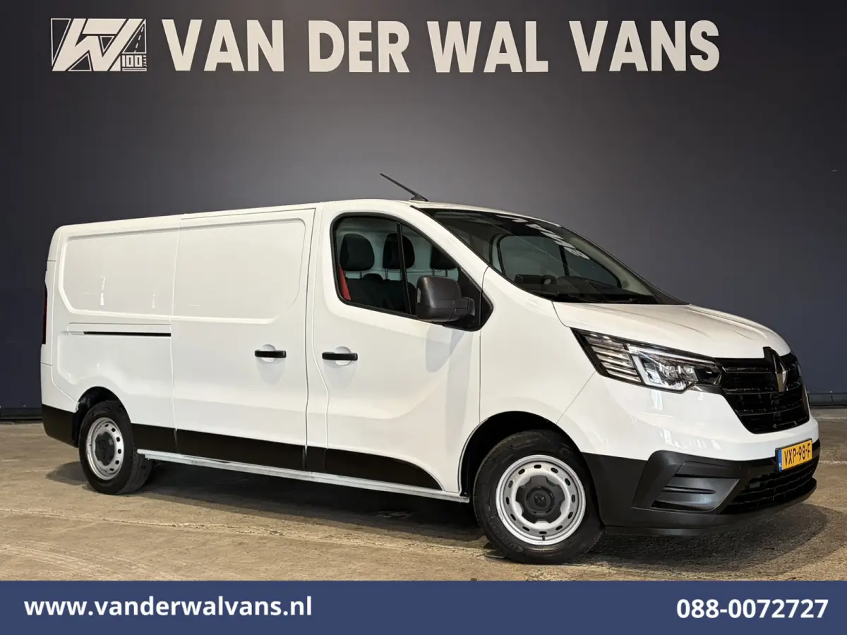 2.0 Blue dCi 130pk L2H1 Euro6 Airco | LED | 2500kg Trekhaak | Cruisecontrol Parkeersensoren, Bijrijdersbank