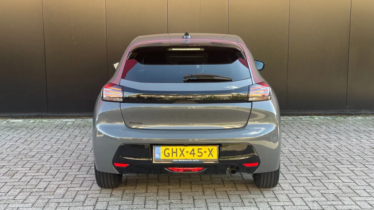 1.2 PureTech 100 Allure | Apple Carplay / Android Auto | Cruise Control | Climate Control | Draadloze Telefoonlader | Achteruitrij Camera