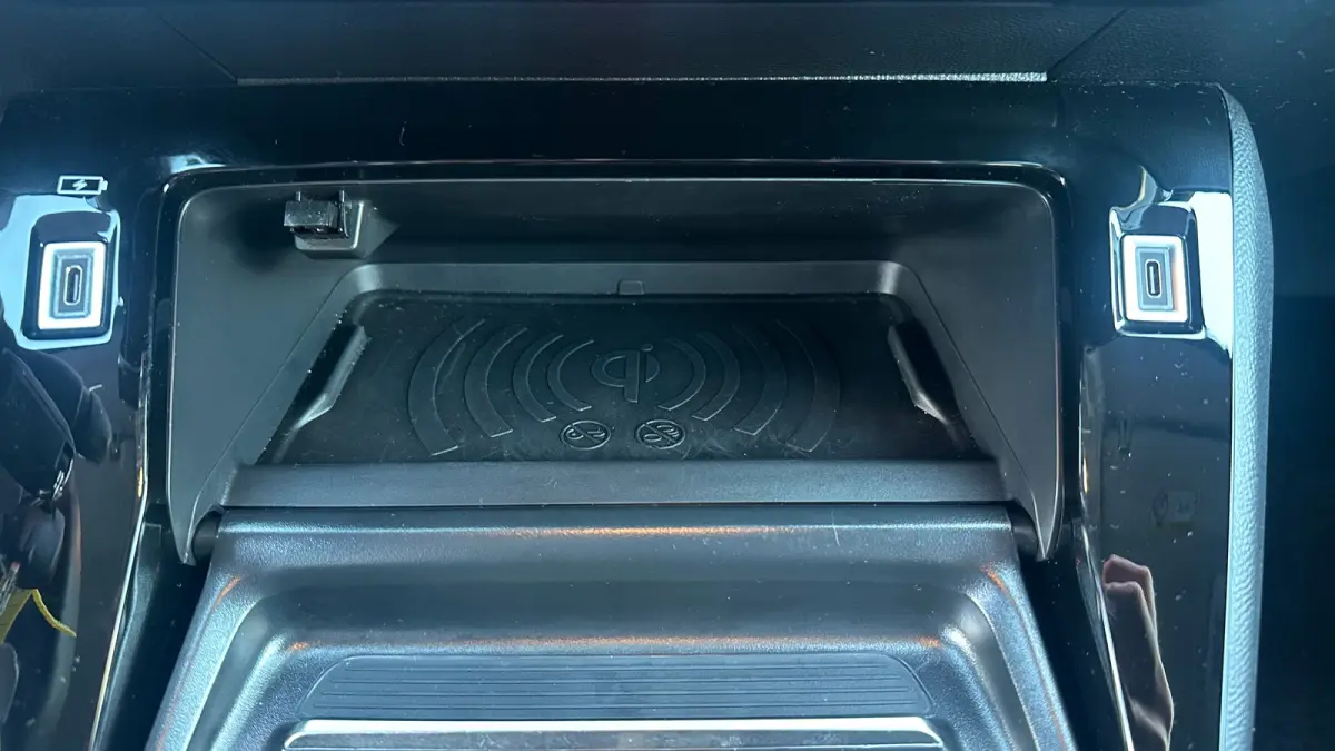 1.2 PureTech 100 Allure | Apple Carplay / Android Auto | Cruise Control | Climate Control | Draadloze Telefoonlader | Achteruitrij Camera