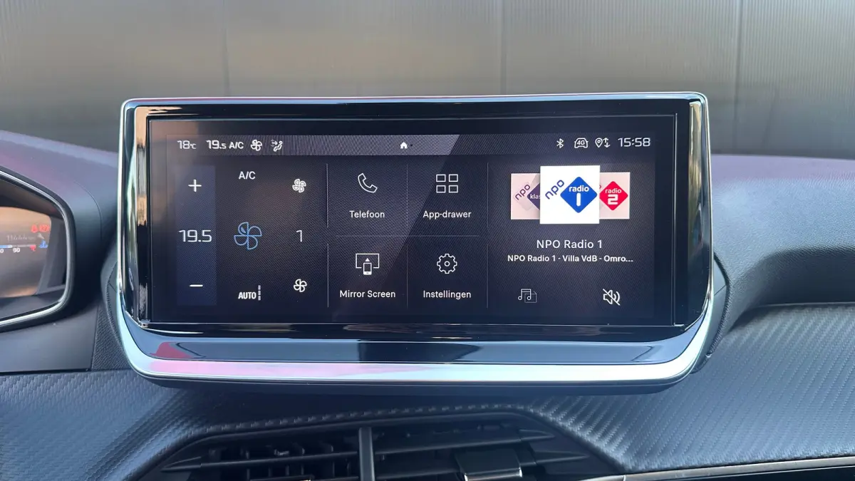 1.2 PureTech 100 Allure | Apple Carplay / Android Auto | Cruise Control | Climate Control | Draadloze Telefoonlader | Achteruitrij Camera