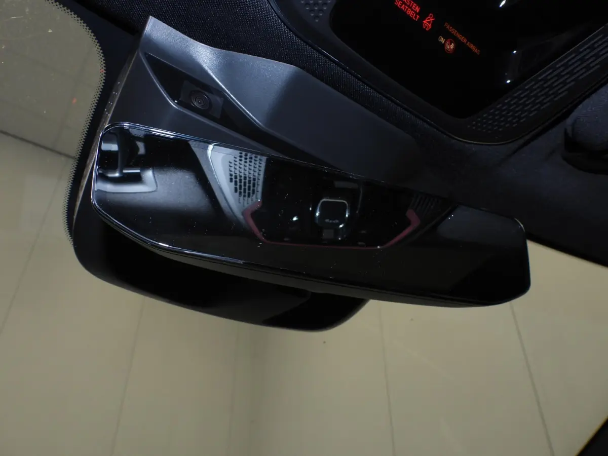 1.5 PHEV Plug-In ZWARTE HEMEL/360CAM/SCHUIFDAK/LED/20"LMV!