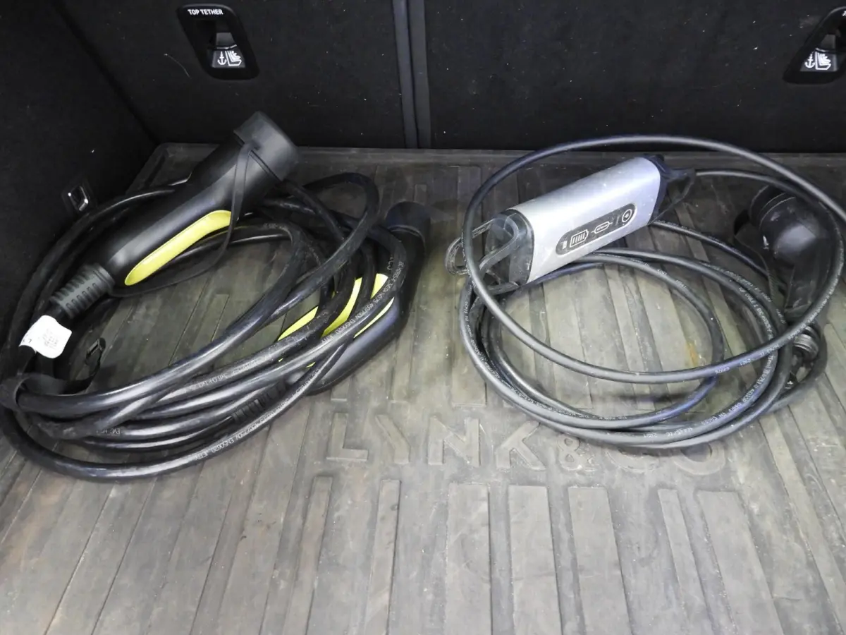 1.5 PHEV Plug-In ZWARTE HEMEL/360CAM/SCHUIFDAK/LED/20"LMV!