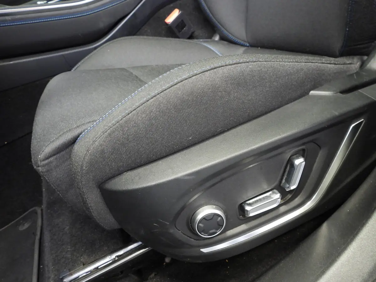 1.5 PHEV Plug-In ZWARTE HEMEL/360CAM/SCHUIFDAK/LED/20"LMV!