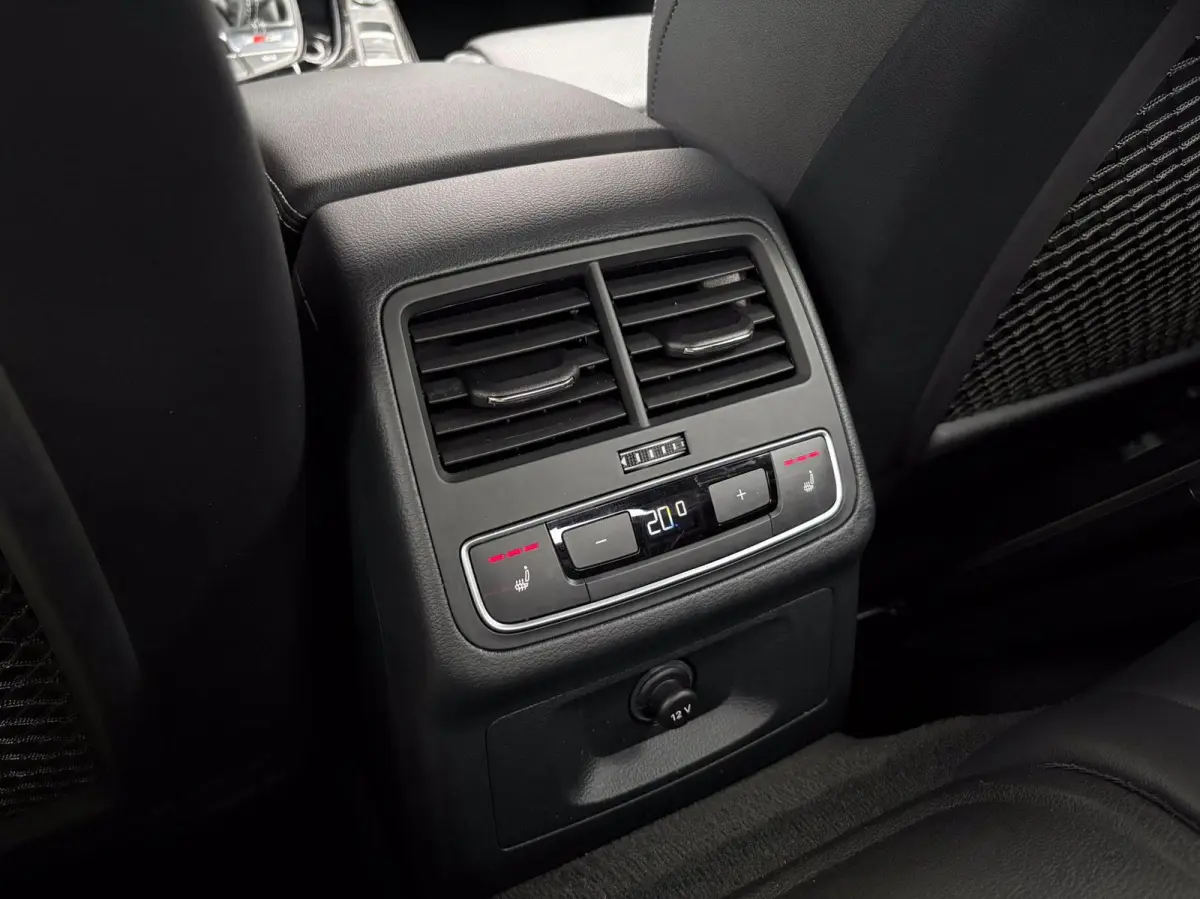 3.0 TFSI 354pk quattro | Nekverwarming | B&O Audio | Carbon | Memory | Matrix LED | Achteruitrijcamera