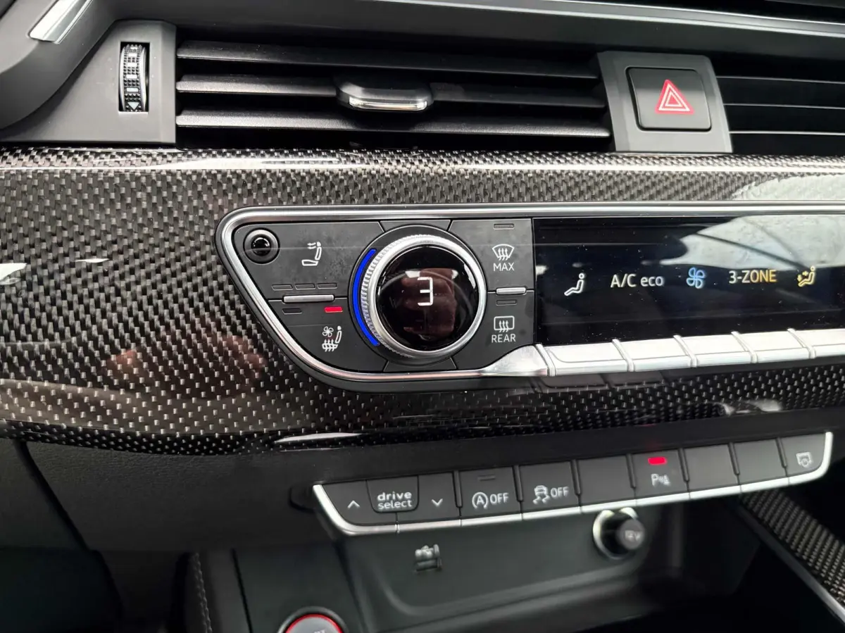 3.0 TFSI 354pk quattro | Nekverwarming | B&O Audio | Carbon | Memory | Matrix LED | Achteruitrijcamera