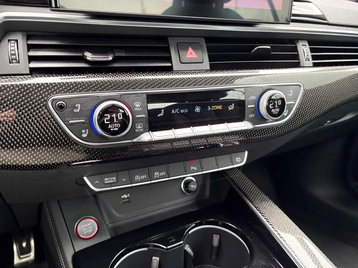 3.0 TFSI 354pk quattro | Nekverwarming | B&O Audio | Carbon | Memory | Matrix LED | Achteruitrijcamera