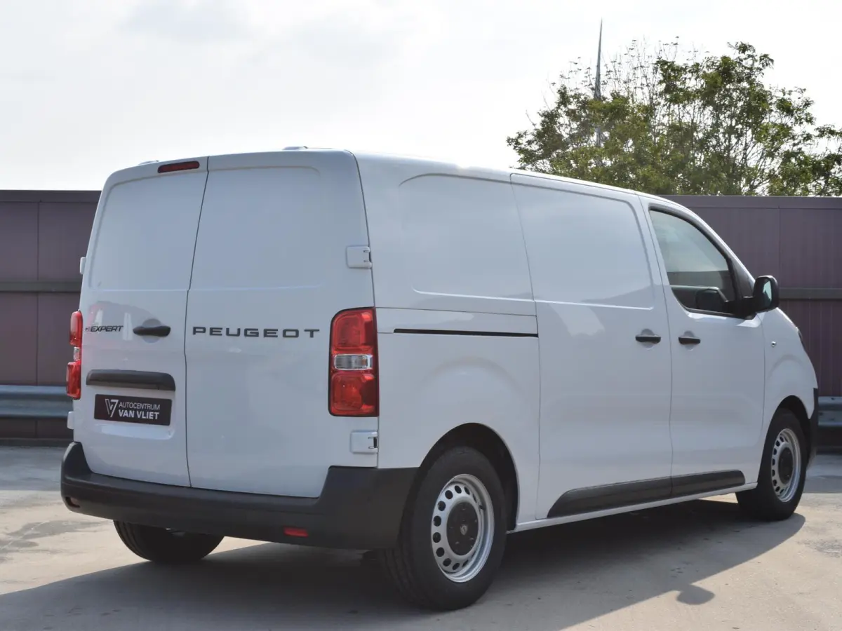 EV L2 75 kWh Surround NAV pakket | Geïsoleerde comfort scheidingswand met vaste ruit | Reservewiel | 7.9% financial lease mogelijk
