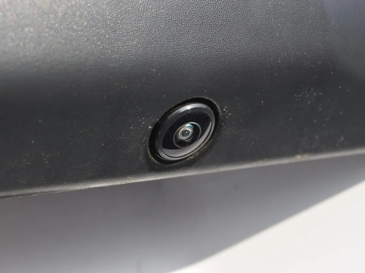 EV L2 75 kWh Surround NAV pakket | Geïsoleerde comfort scheidingswand met vaste ruit | Reservewiel | 7.9% financial lease mogelijk