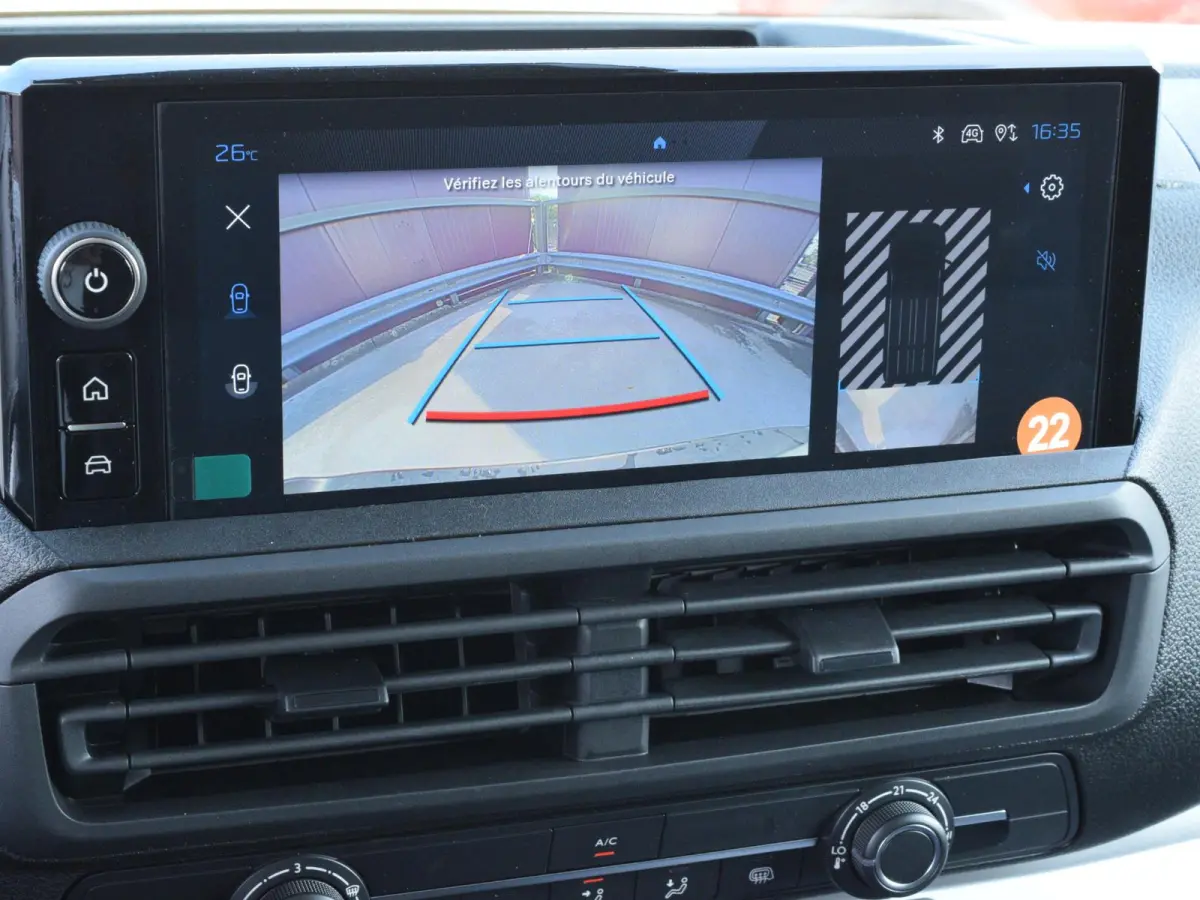 EV L2 75 kWh Surround NAV pakket | Geïsoleerde comfort scheidingswand met vaste ruit | Reservewiel | 7.9% financial lease mogelijk