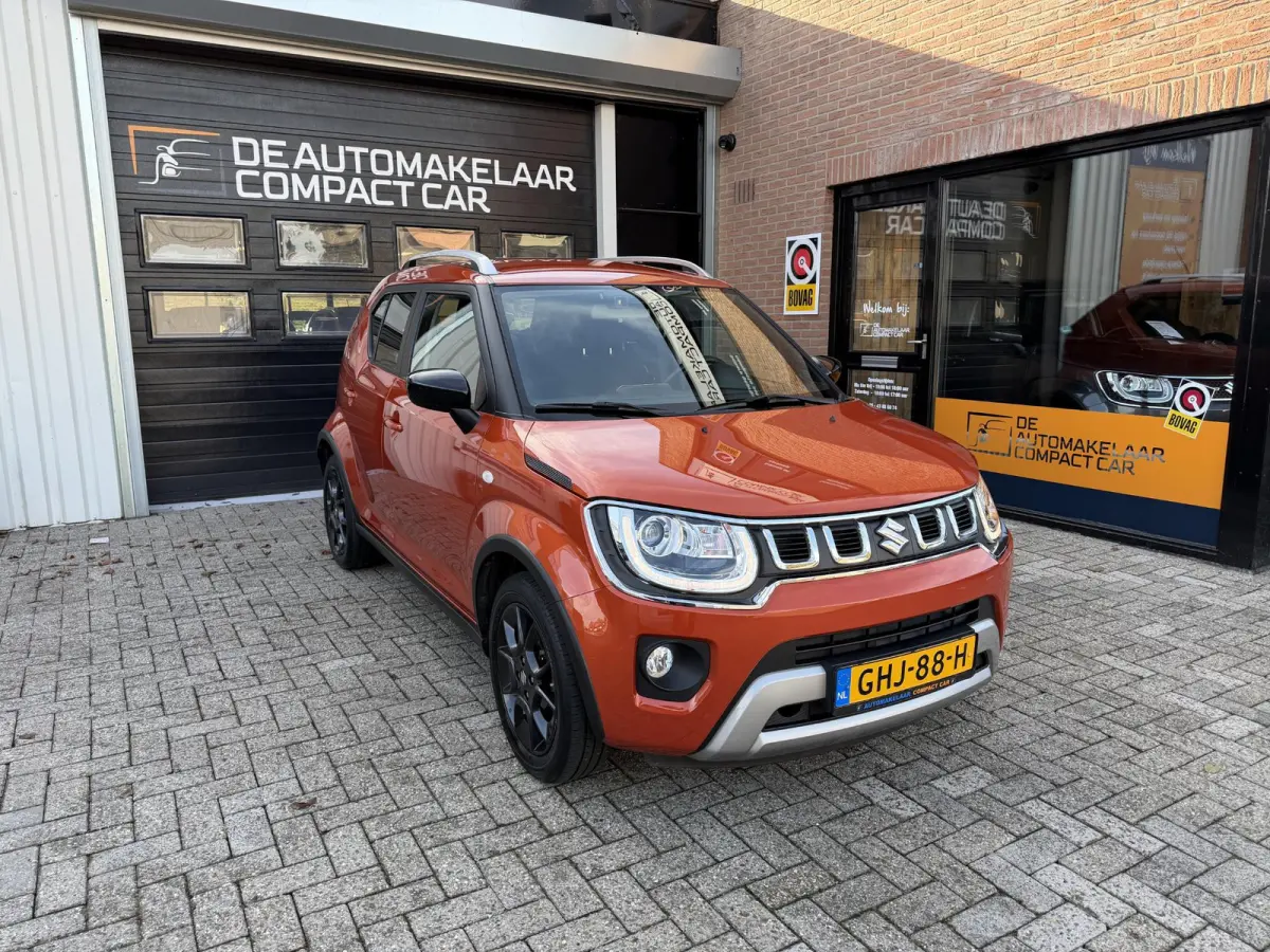 1.2 Smart Hybrid Select SLECHTS 42.658 KM | 1E EIG | NAVI | CAMERA | LMV |