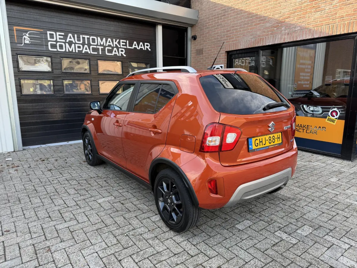 1.2 Smart Hybrid Select SLECHTS 42.658 KM | 1E EIG | NAVI | CAMERA | LMV |