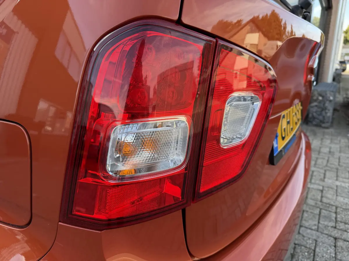 1.2 Smart Hybrid Select SLECHTS 42.658 KM | 1E EIG | NAVI | CAMERA | LMV |