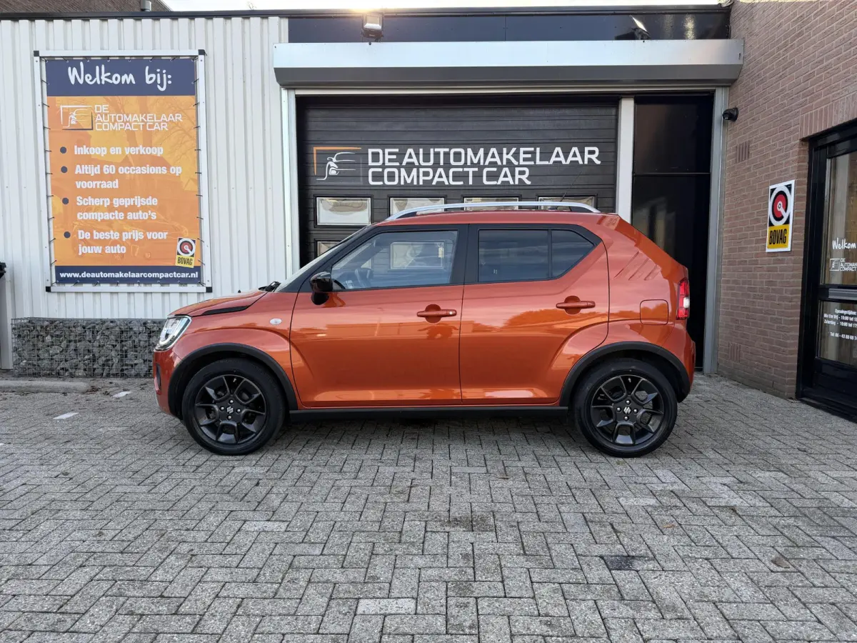 1.2 Smart Hybrid Select SLECHTS 42.658 KM | 1E EIG | NAVI | CAMERA | LMV |