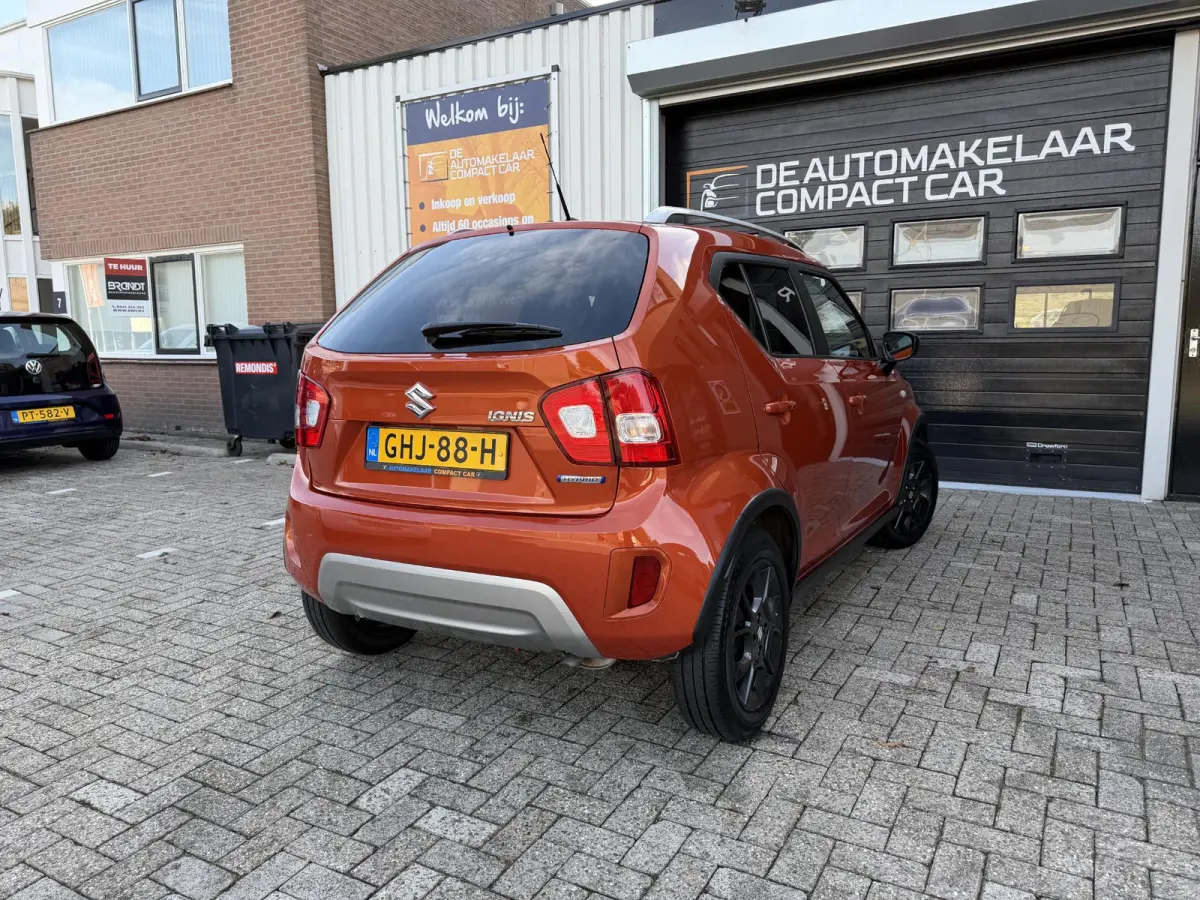 1.2 Smart Hybrid Select SLECHTS 42.658 KM | 1E EIG | NAVI | CAMERA | LMV |