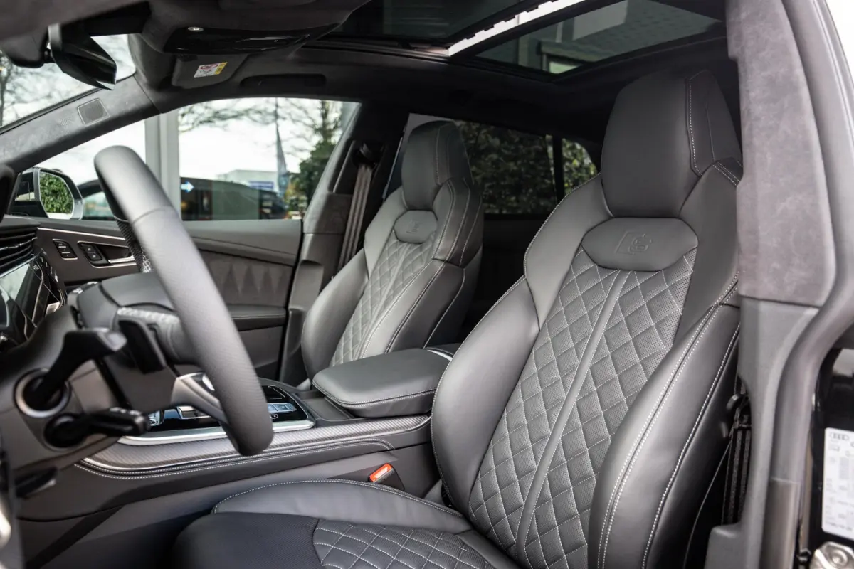 60 TFSI e Competition 490pk, Nimbus, Full-options 2026