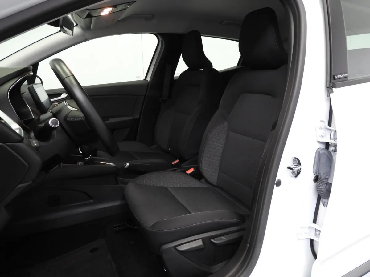 1.6 E-Tech Hybrid 140 Business Zen NAVI/CAMERA/CRUISE/LED/PDC!