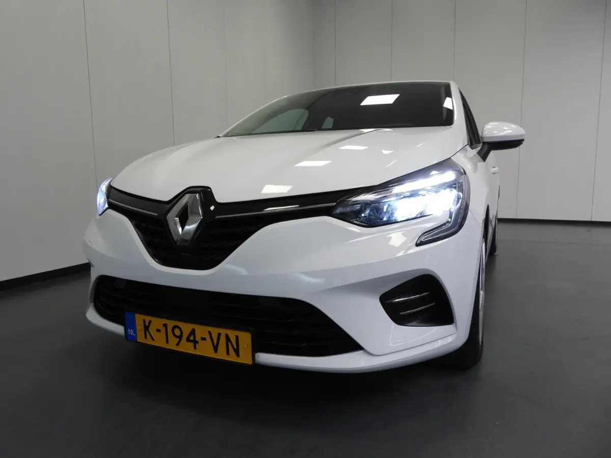 1.6 E-Tech Hybrid 140 Business Zen NAVI/CAMERA/CRUISE/LED/PDC!