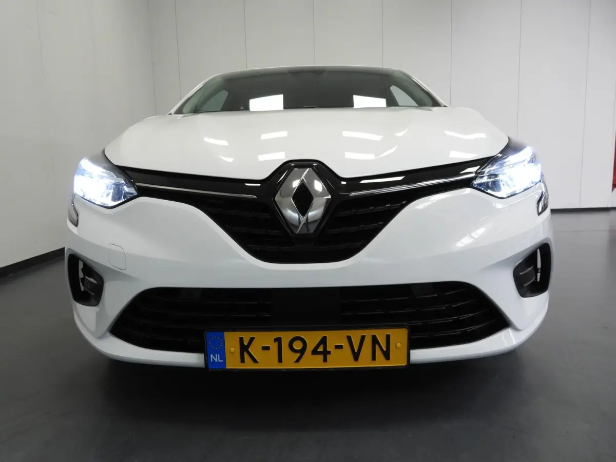 1.6 E-Tech Hybrid 140 Business Zen NAVI/CAMERA/CRUISE/LED/PDC!