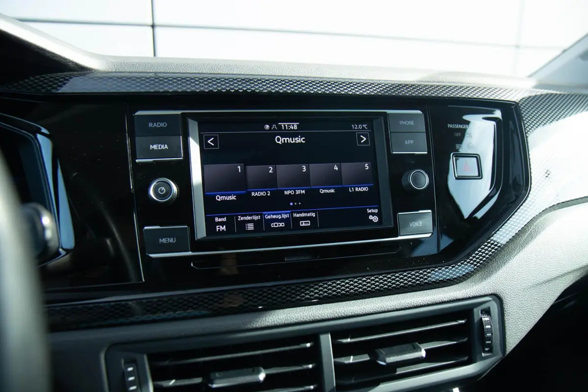 1.0 TSI 95pk Life | Parkeersensor Voor & Achter | Lichtmetalen Velgen 16" | Apple Carplay/Android Auto