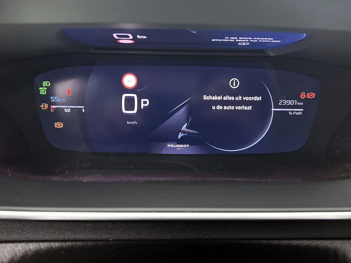 SUV GT Hybrid 145pk Automaat | Navigatie | Panoramisch schuif-kanteldak | 360° Camera | Climate Control | Adaptieve Cruise Control | Full Led koplampen | Parkeersensoren v+a | Keyless | Arm