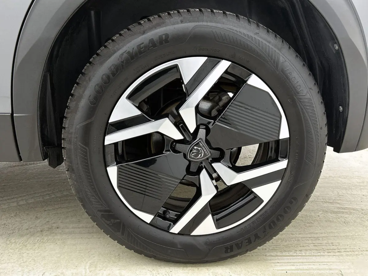 SUV GT Hybrid 145pk Automaat | Navigatie | Panoramisch schuif-kanteldak | 360° Camera | Climate Control | Adaptieve Cruise Control | Full Led koplampen | Parkeersensoren v+a | Keyless | Arm