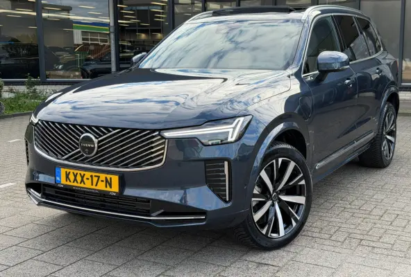 2.0 T8 Plug-in hybrid AWD Ultra Bright l ACC l Panoramadak l Harman/Kardon