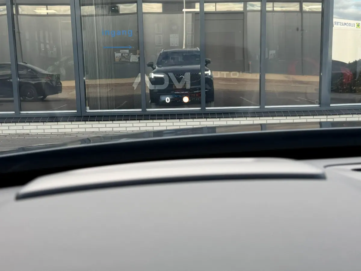 2.0 T8 Plug-in hybrid AWD Ultra Bright l ACC l Panoramadak l Harman/Kardon