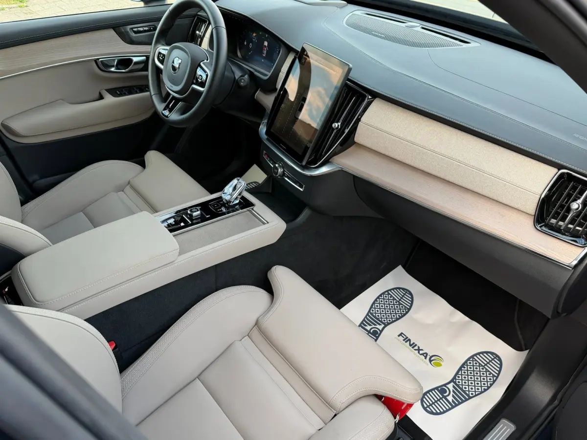 2.0 T8 Plug-in hybrid AWD Ultra Bright l ACC l Panoramadak l Harman/Kardon