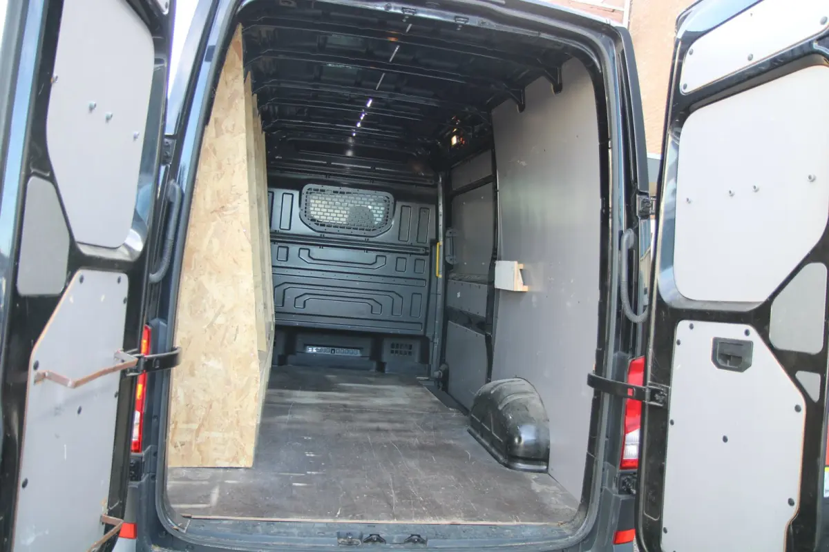 35 2.0 TDI L3H3 177PK Automaat / Camera / App Connect / 3 zits