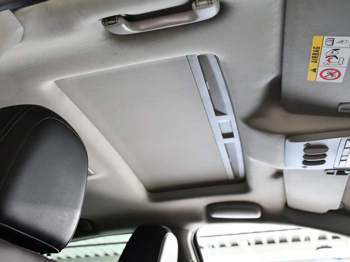 1.4 T Innovation | Lederen bekleding | Schuif-/Kanteldak | Trekhaak |