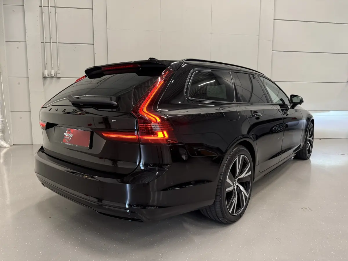 T8 AWD Ultimate Dark Long Range 455PK PANO/B&W/TREKHAAK/NAPPA-LEER/VENTILATIE+MASSAGE/GOOGLE/HEAD-UP/360CAMERA/19"/CRYSTAL-POOK/ACC/PILOT-ASSIST/EL.A.KLEP/BLACK-OPTIC/NET GROTE OH BEURT GEHA