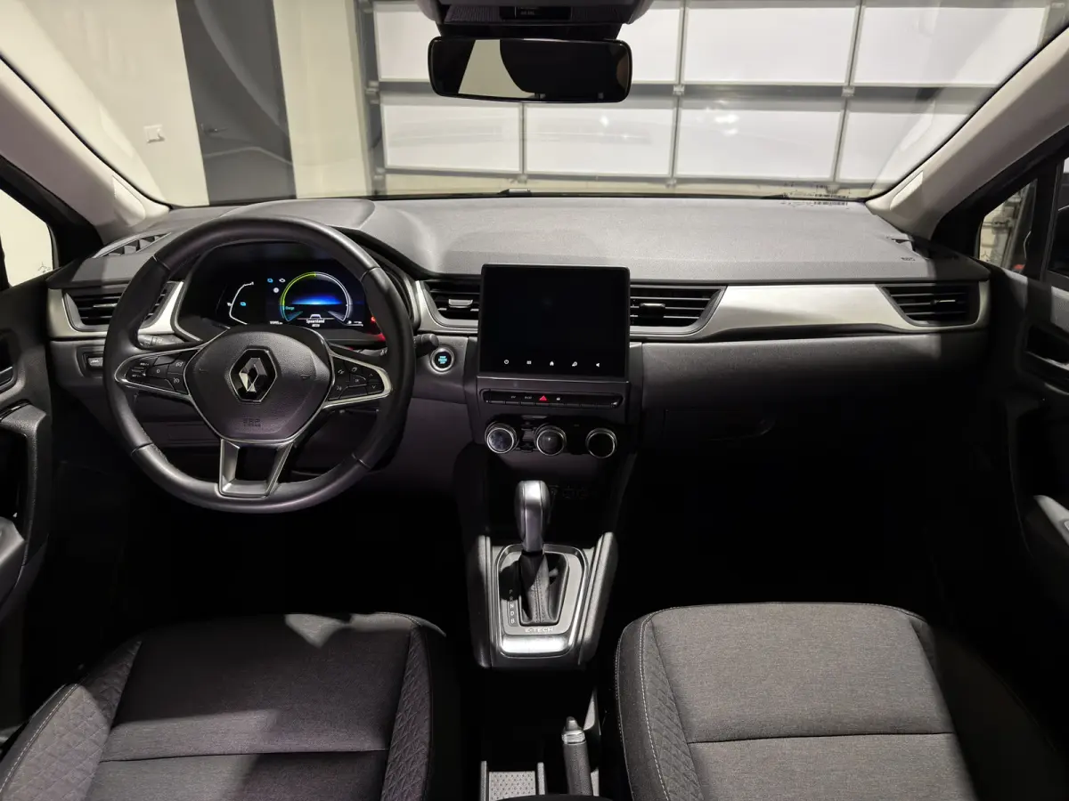 1.6 E-Tech Hybrid 145 Intens | Keyless | Apple CarPlay - Android Auto | LMV 17"