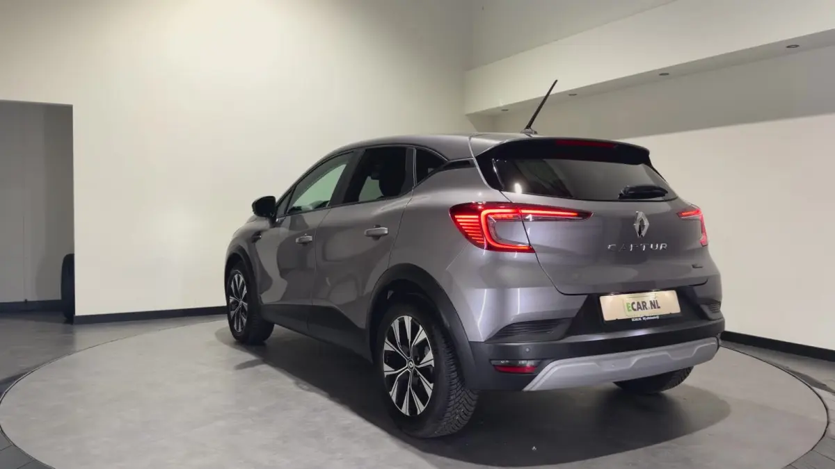 1.6 E-Tech Hybrid 145 Intens | Keyless | Apple CarPlay - Android Auto | LMV 17"