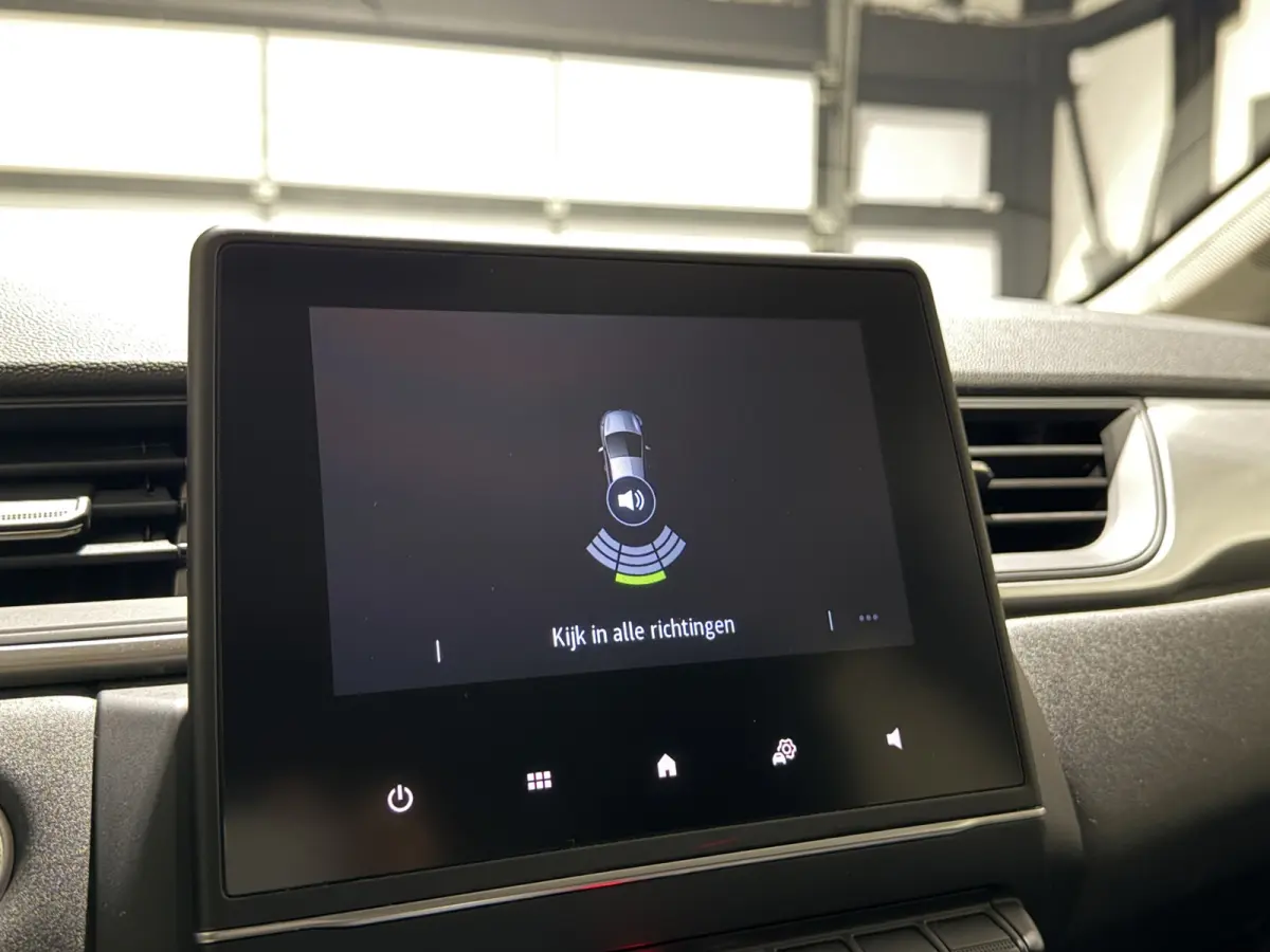 1.6 E-Tech Hybrid 145 Intens | Keyless | Apple CarPlay - Android Auto | LMV 17"