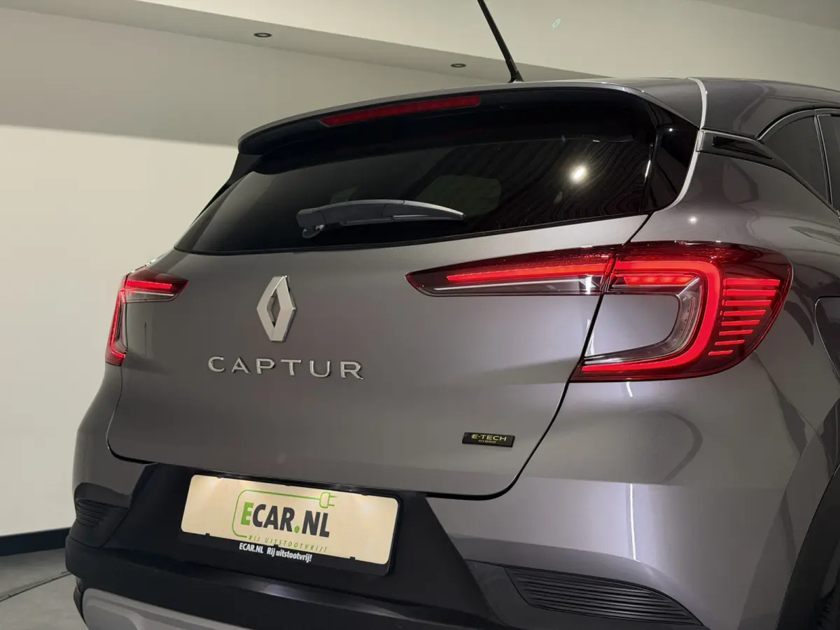 1.6 E-Tech Hybrid 145 Intens | Keyless | Apple CarPlay - Android Auto | LMV 17"