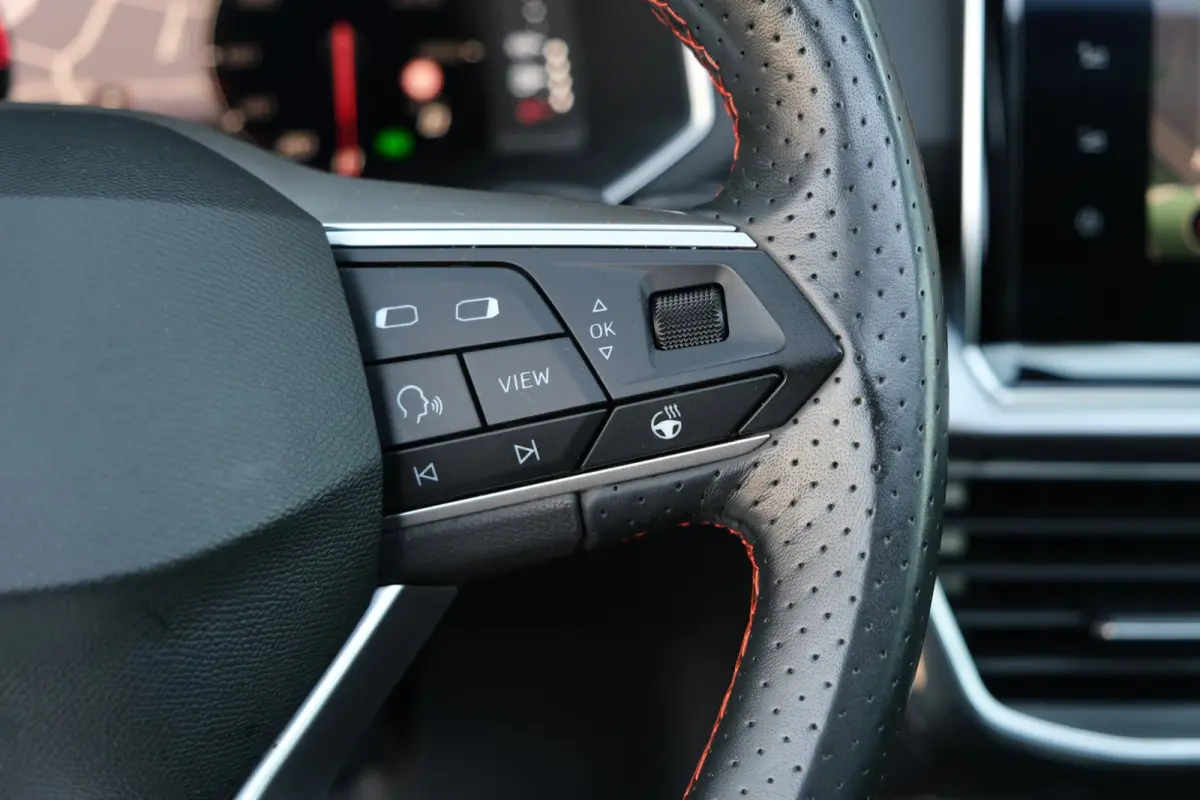 1.4 TSI e-Hybrid PHEV FR 245PK Pano Trekhaak Cam Elek Achterklep Memory Stoel ACC