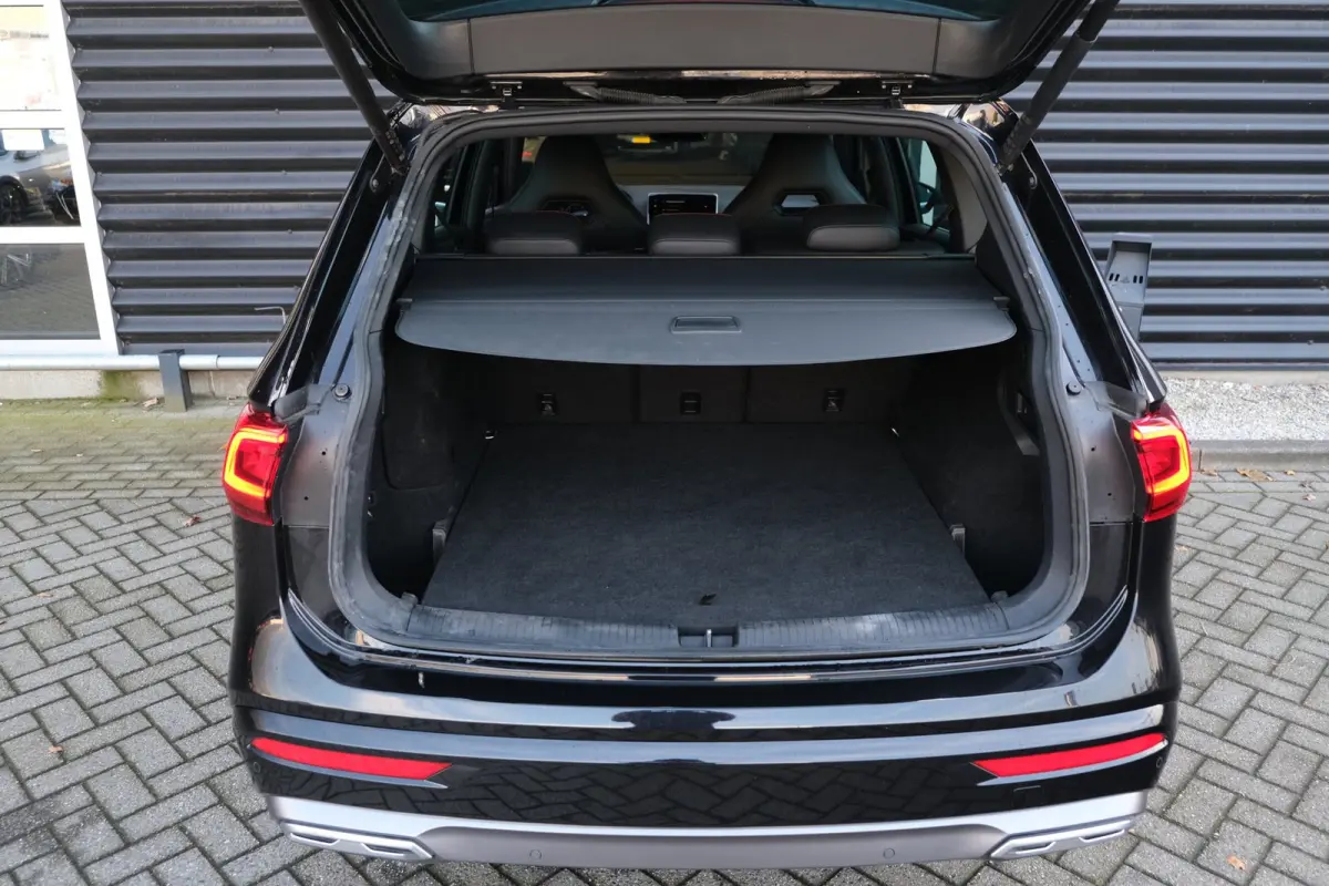 1.4 TSI e-Hybrid PHEV FR 245PK Pano Trekhaak Cam Elek Achterklep Memory Stoel ACC
