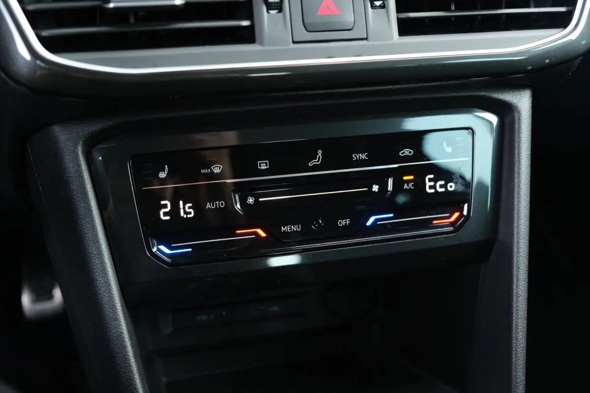 1.4 TSI e-Hybrid PHEV FR 245PK Pano Trekhaak Cam Elek Achterklep Memory Stoel ACC