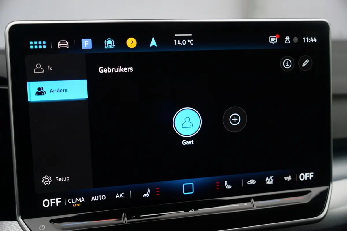1.5 eTSI 150pk DSG Life Edition | Trekhaak | 360 Camera | Dodehoek Detectie