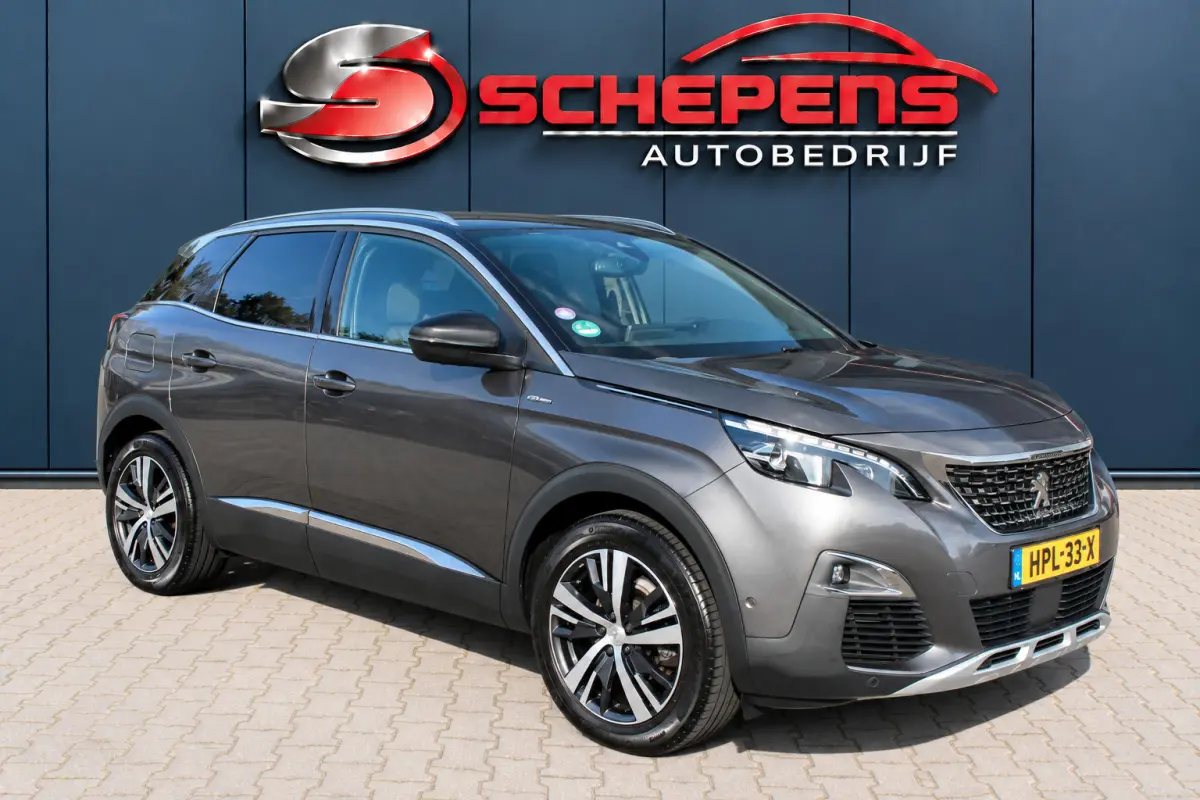 1.2 PureTech GT Line | Automaat | Trekhaak | Camera | Navi | Carplay