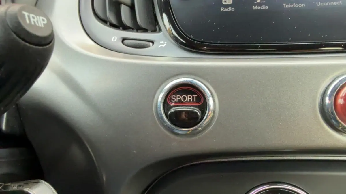 0.9 TwinAir Turbo Sport 105PK 105PK Sportinterieur Half Leder