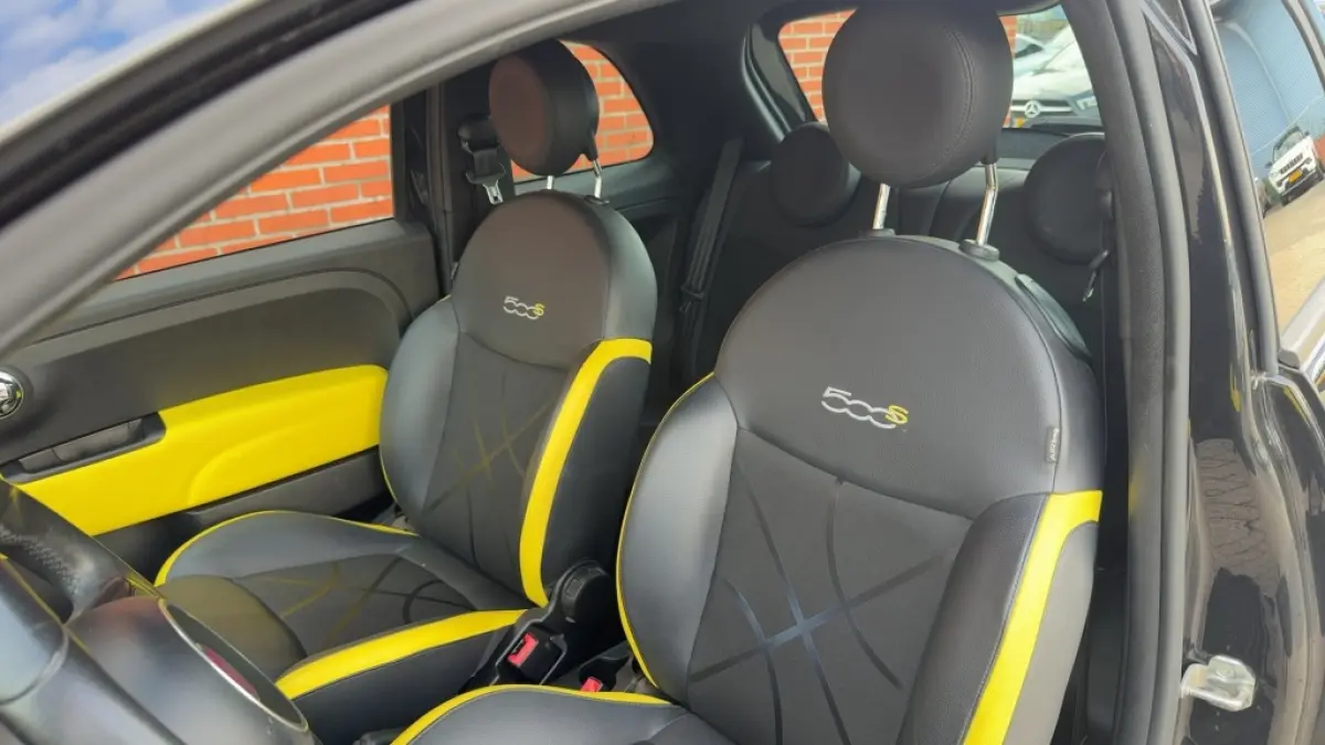 0.9 TwinAir Turbo Sport 105PK 105PK Sportinterieur Half Leder
