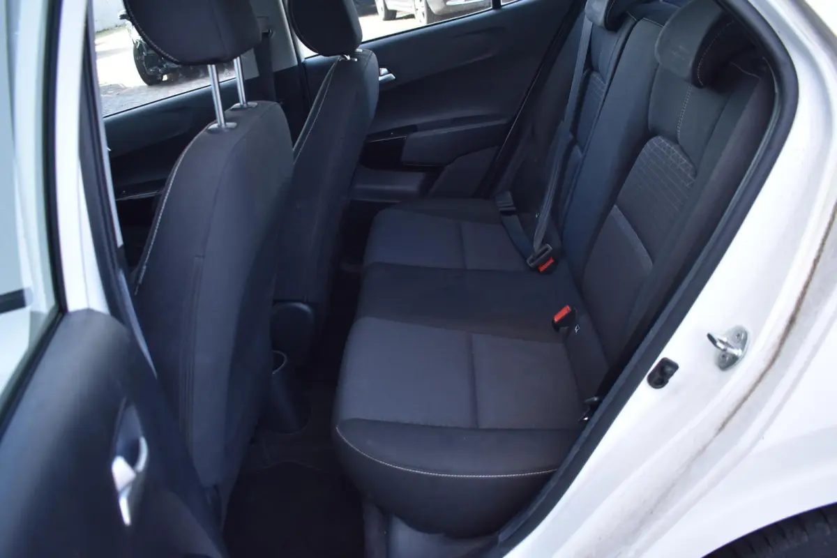 1.0 CVVT ComfortPlusLine Navigator | Carplay | Camera | Airco |