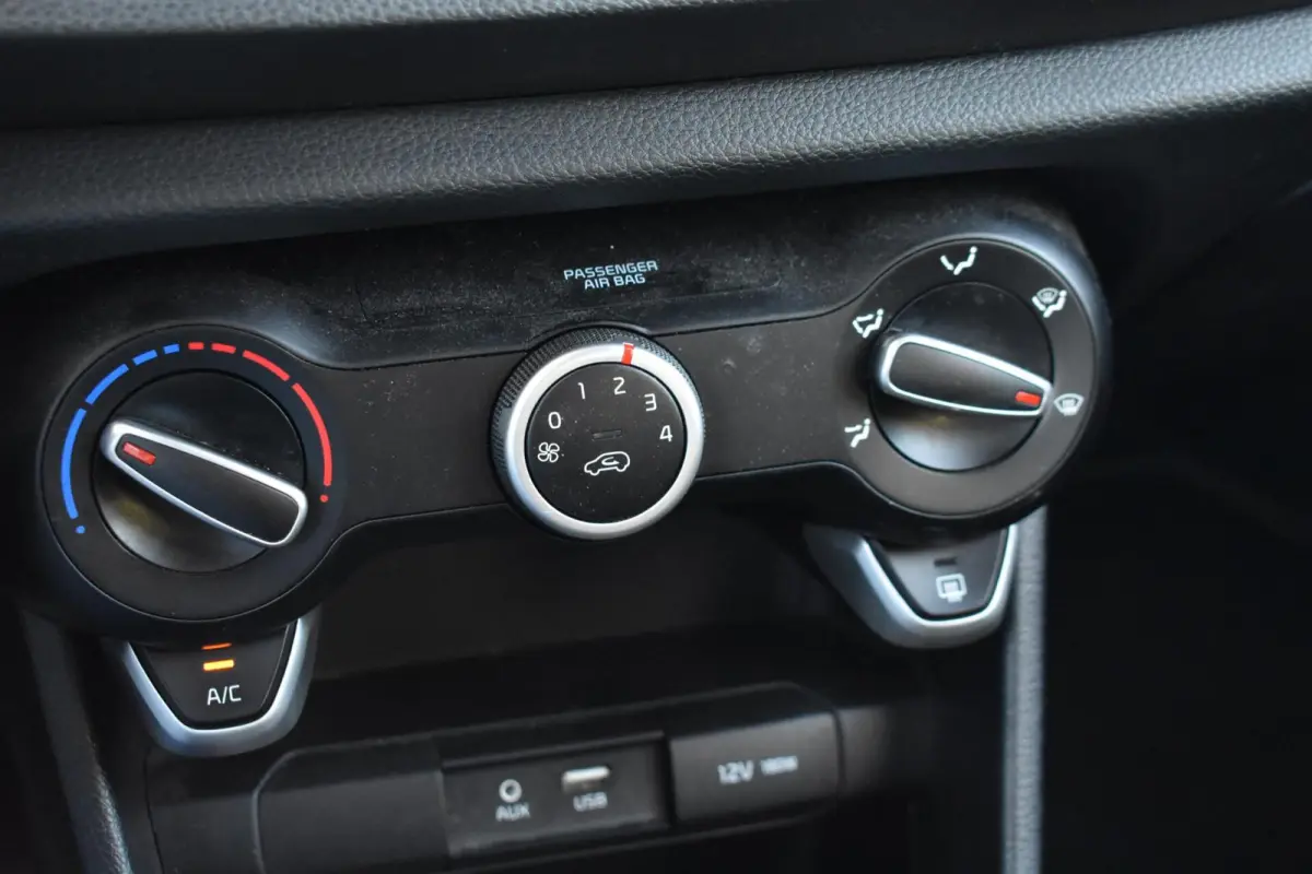 1.0 CVVT ComfortPlusLine Navigator | Carplay | Camera | Airco |