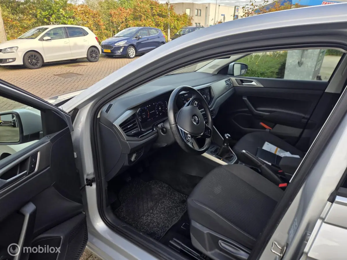1.0 TSI Comfortline Business